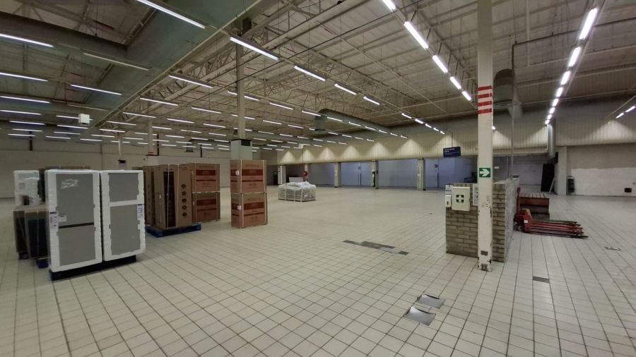 To Let commercial Property for Rent in Brackenfell Central Western Cape